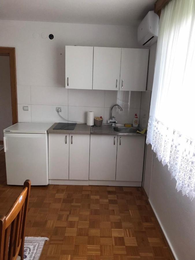 Sobe Lara Apartment Gradacac Ngoại thất bức ảnh